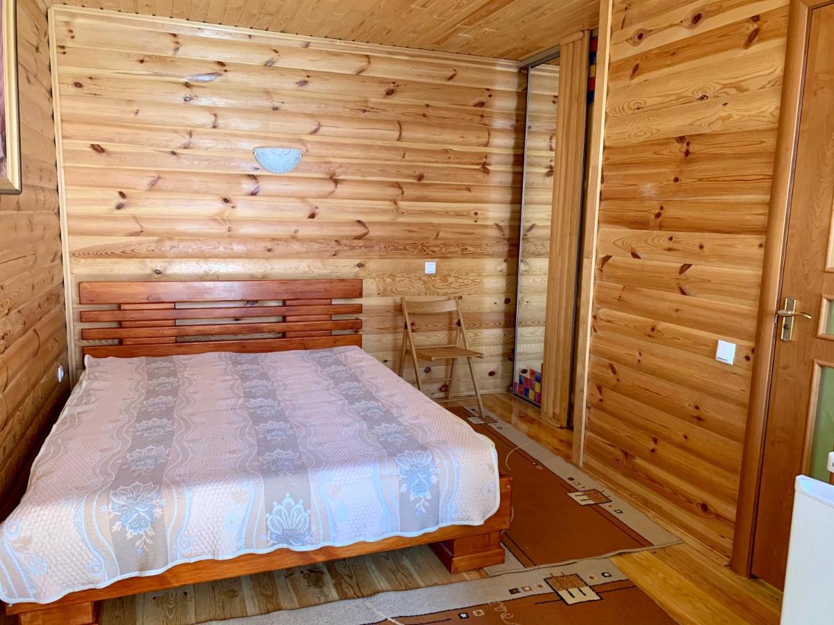 Комфортабельный Коттедж Bed & Breakfast Свитяз Екстериор снимка