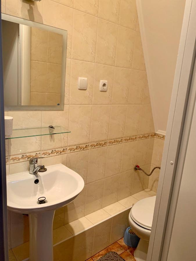 Комфортабельный Коттедж Bed & Breakfast Свитяз Екстериор снимка